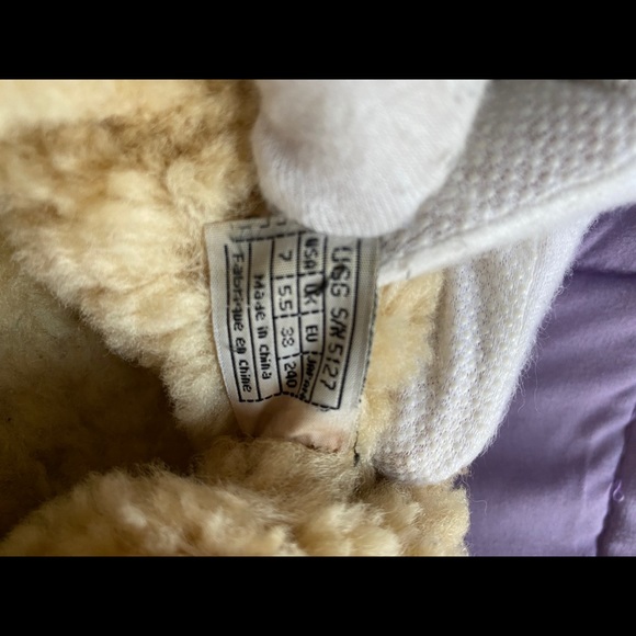 UGG sheepskin slippers main image 10